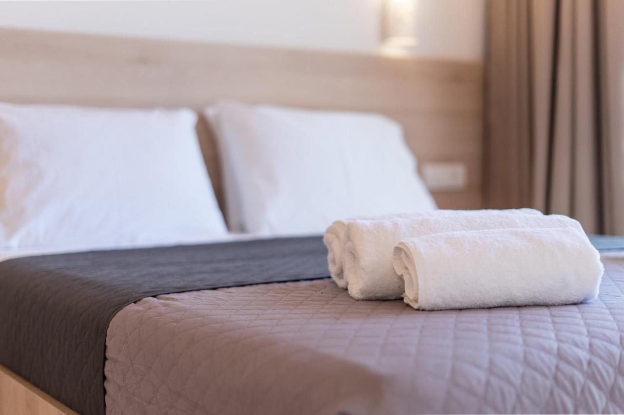 Bivalvia Aparthotel *
